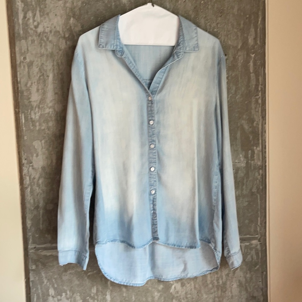 Cloth and Stone Chambray Shirt